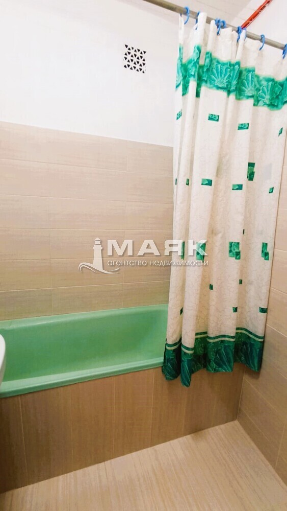 2-к. квартира 48.6 кв.м, 3/5