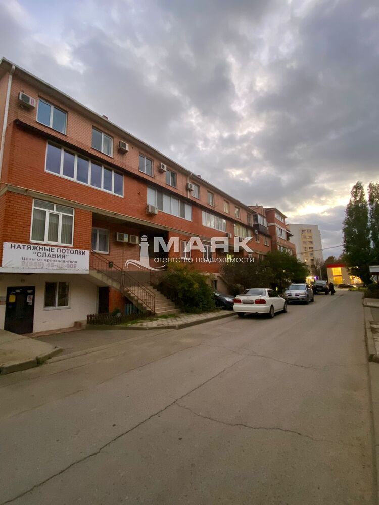 2-к. квартира 48.2 кв.м, 1/4