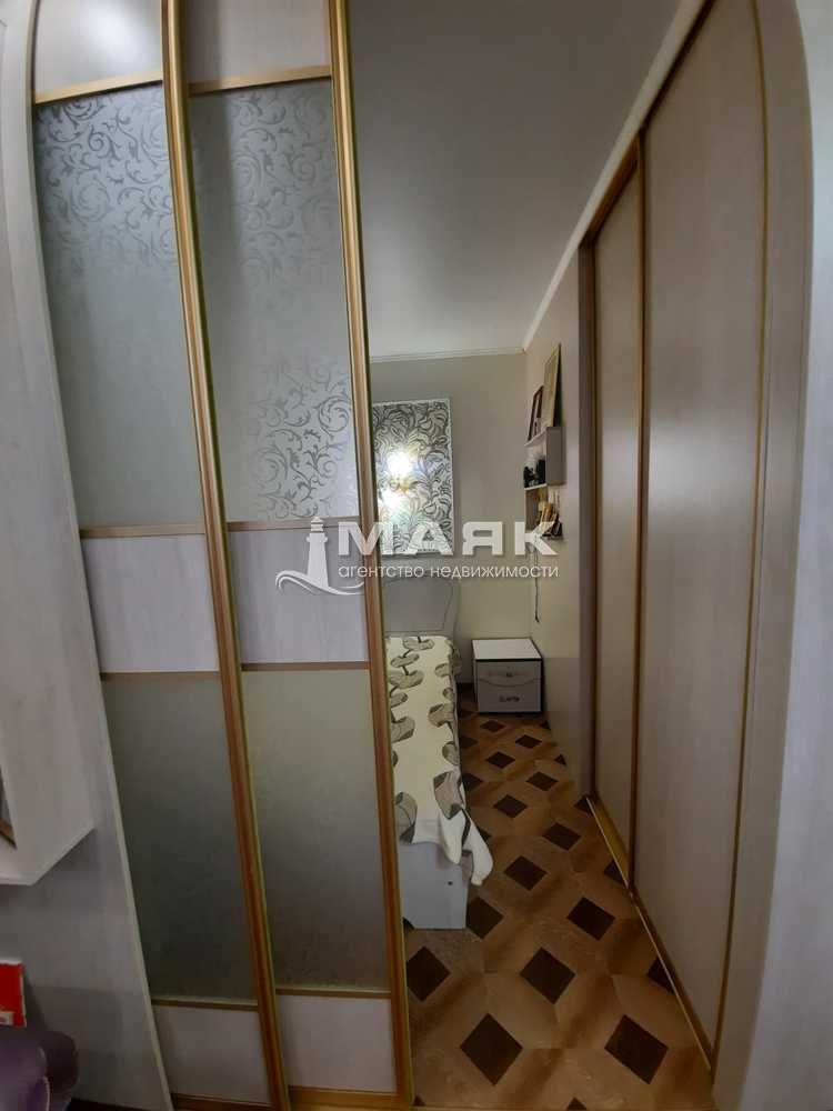 1-к. квартира 33.3 кв.м, 2/8