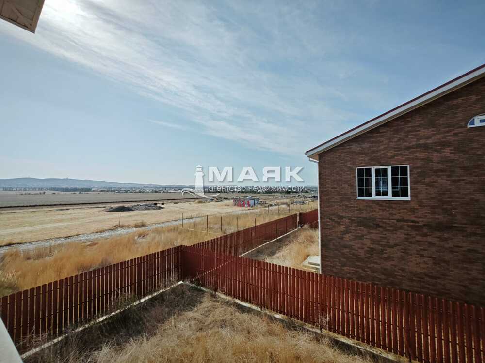 Участок 4.5 сот. (ИЖС)