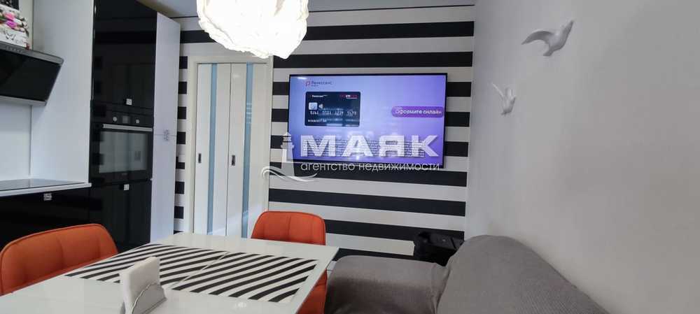 3-к. квартира 58 кв.м, 1/5