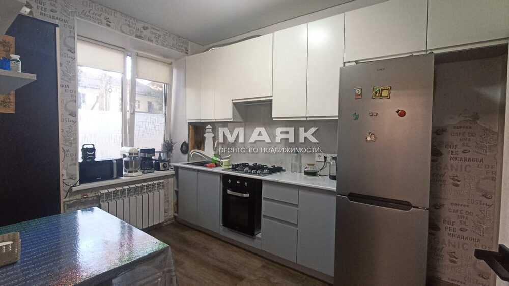 1-к. квартира 37.8 кв.м, 1/3