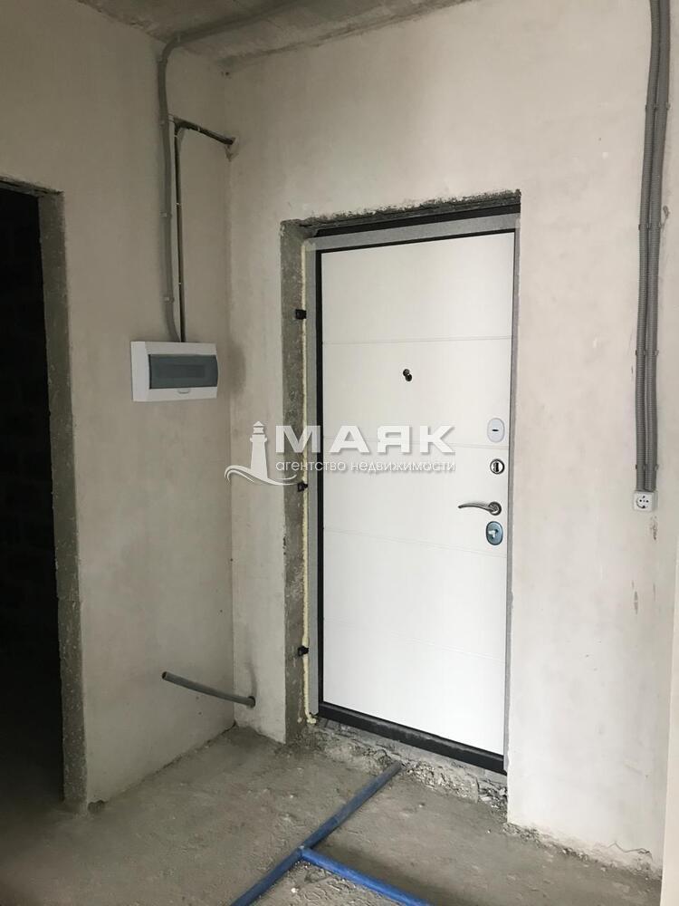 1-к. квартира 42.4 кв.м, 2/4