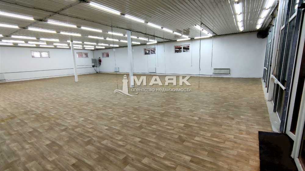 Помещение свободного назначения 240 кв.м