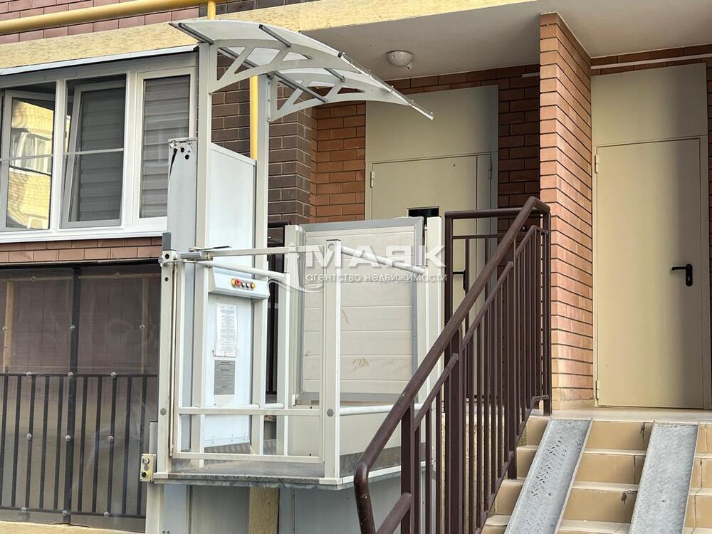 1-к. квартира 37 кв.м, 13/13