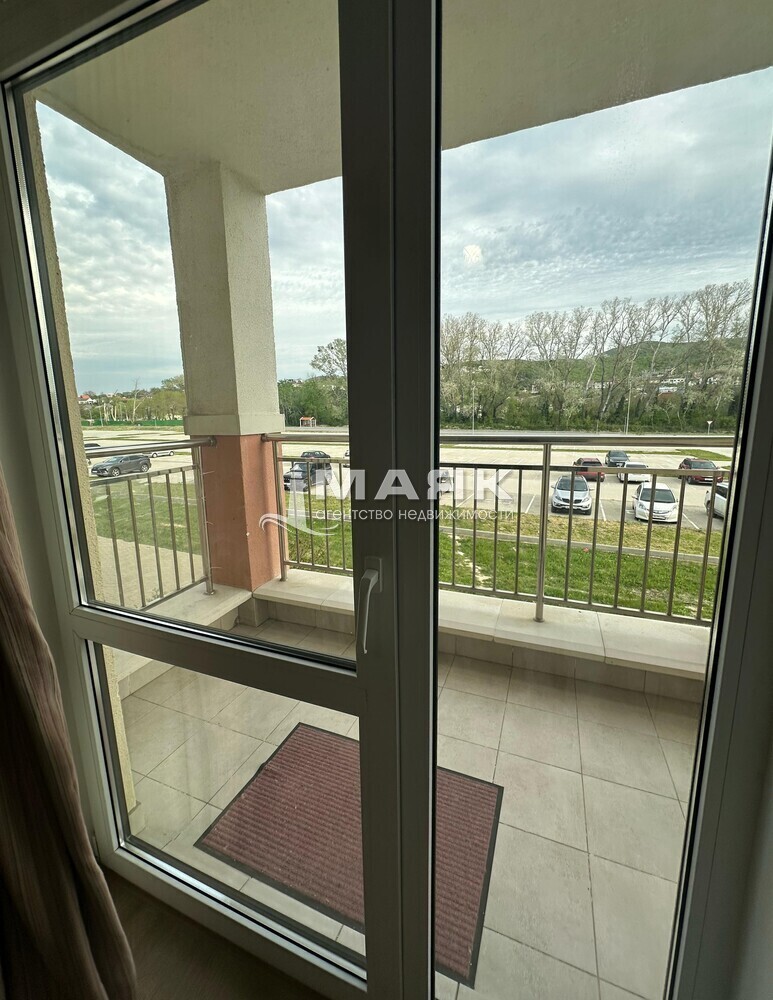 1-к. квартира 37 кв.м, 2/4