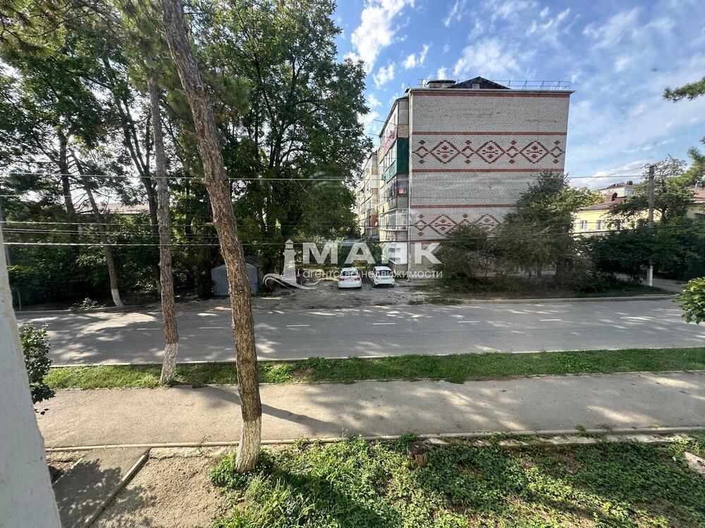 3-к. квартира 43.7 кв.м, 2/2