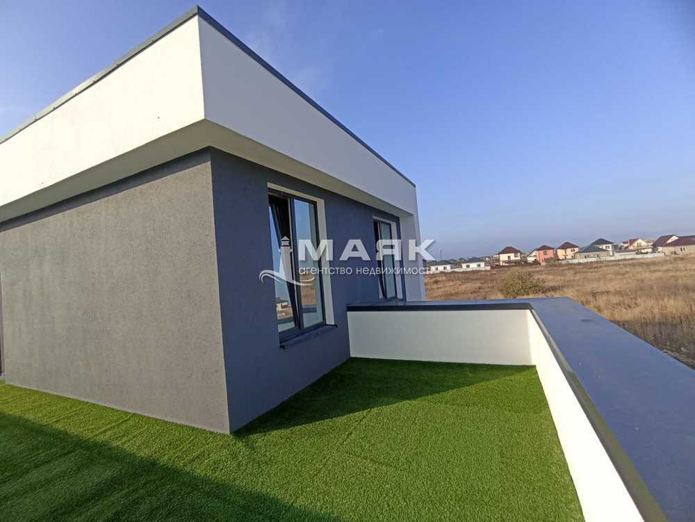 Дом 192 кв.м на участке 4.7 сот