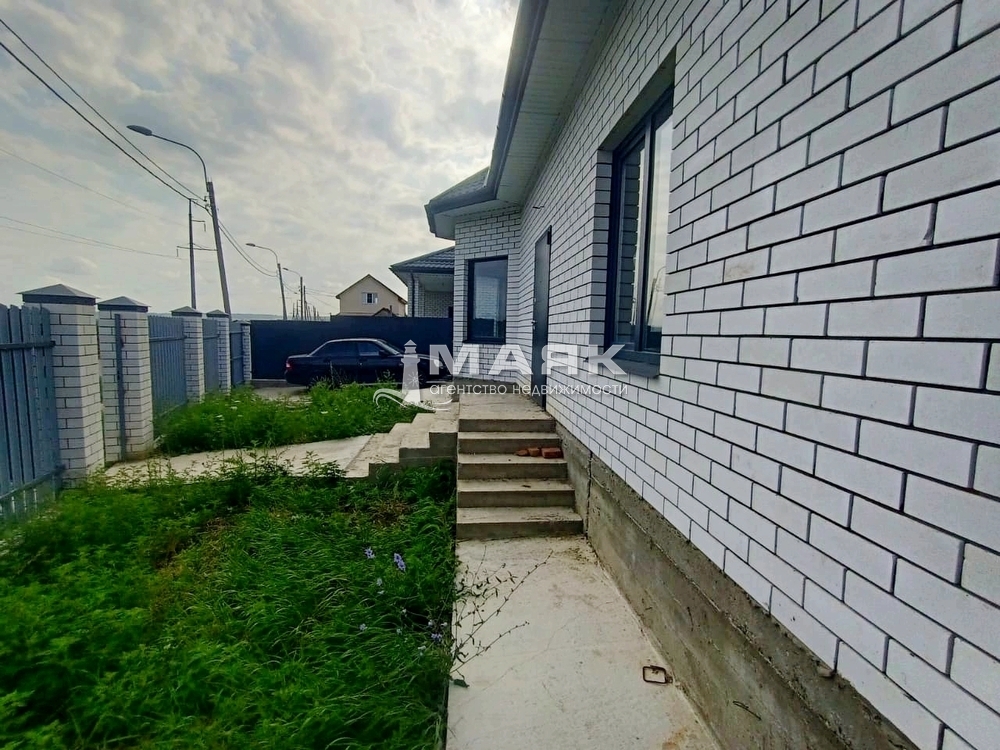 Дом 80 кв.м на участке 3.2 сот