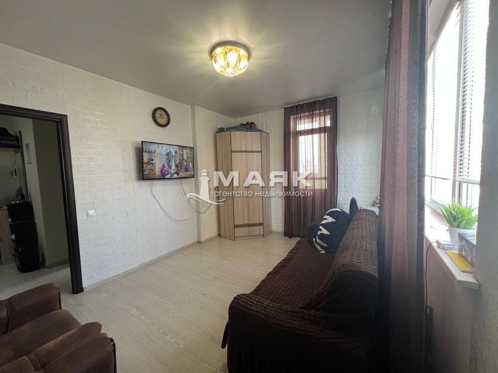 2-к. квартира 50 кв.м, 2/9