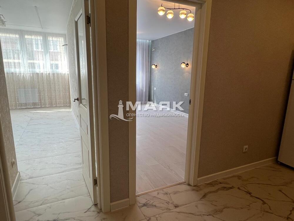 1-к. квартира 45 кв.м, 12/13