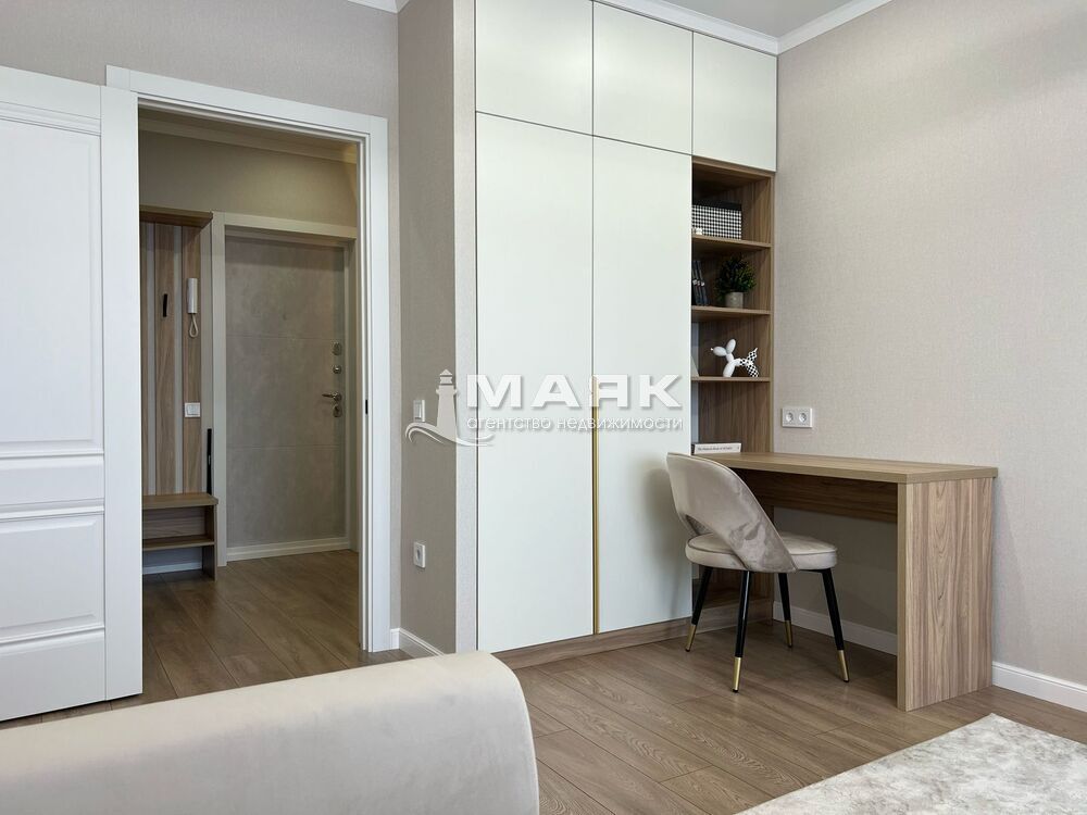 2-к. квартира 55 кв.м, 8/9