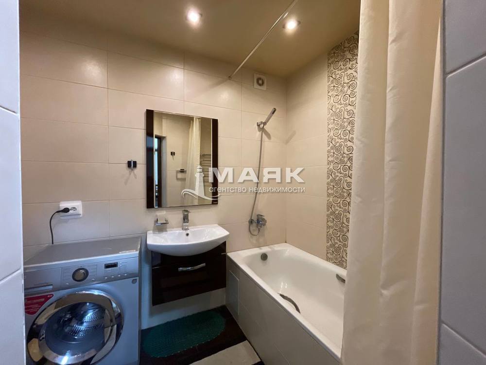 1-к. квартира 41.5 кв.м, 1/7