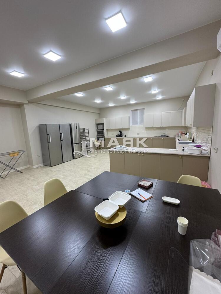 Помещение свободного назначения 133.5 кв.м