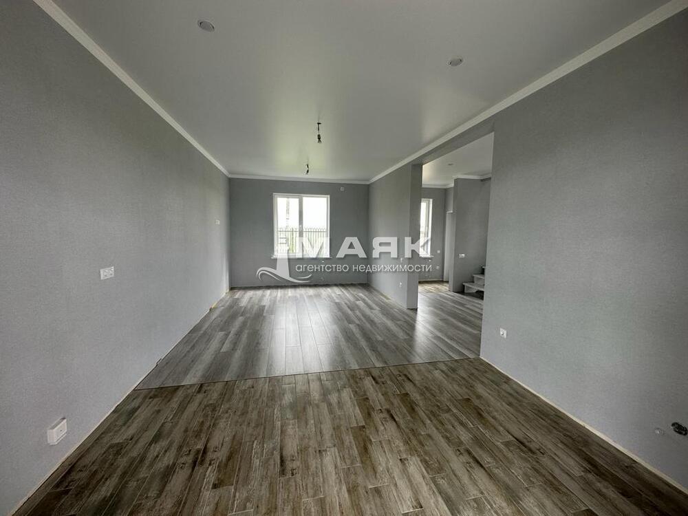 Дом 90 кв.м на участке 7.5 сот