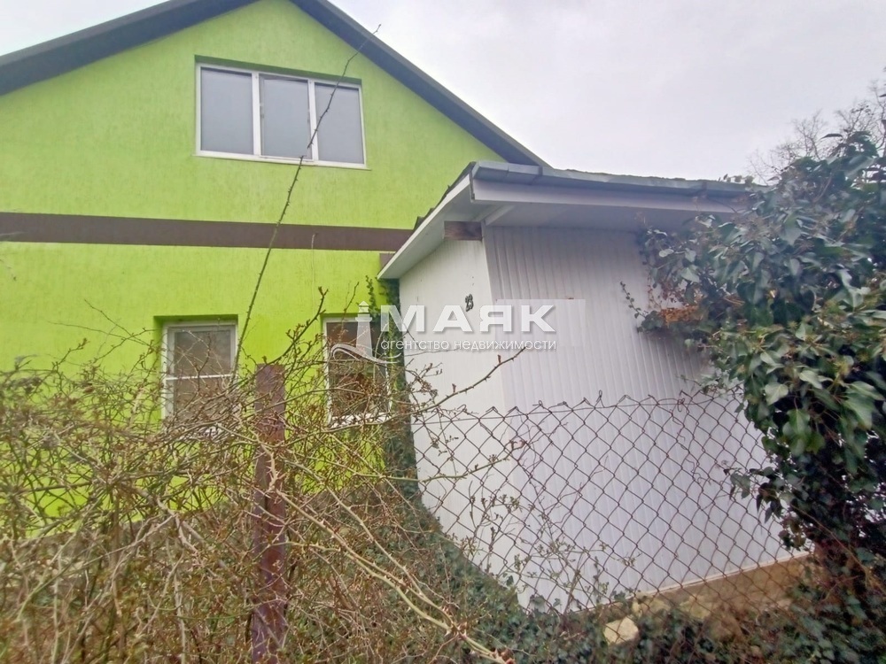 Дом 154 кв.м на участке 10 сот