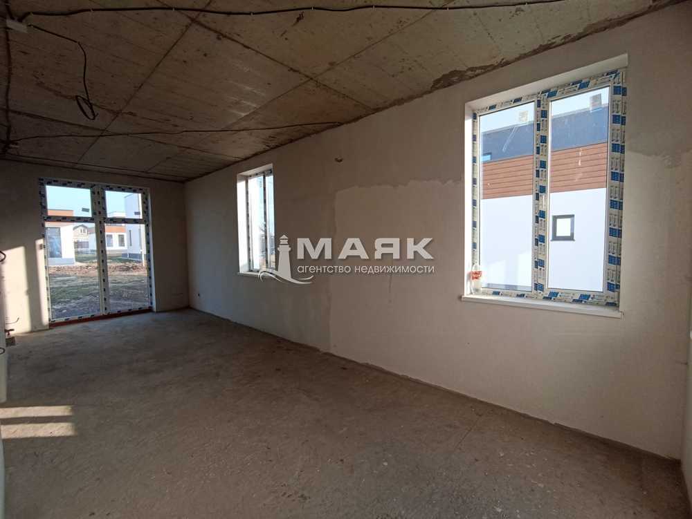 Дом 192 кв.м на участке 4.7 сот