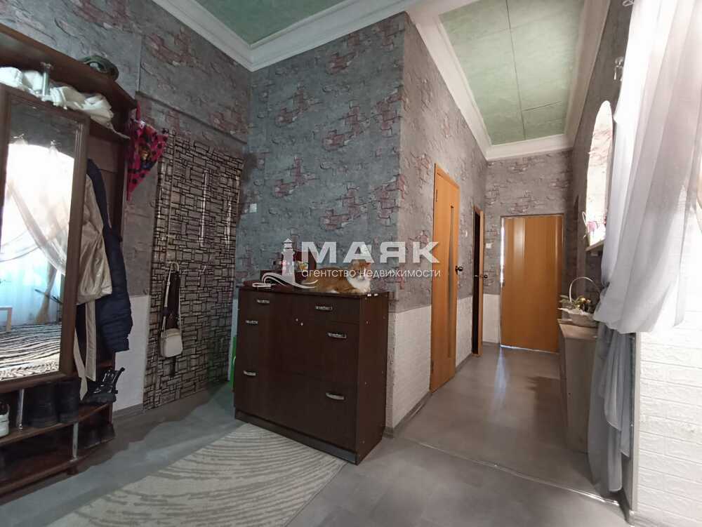 3-к. квартира 72.2 кв.м, 2/2