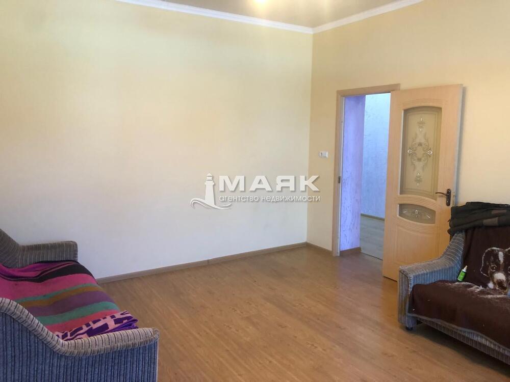 Дом 206 кв.м на участке 17 сот