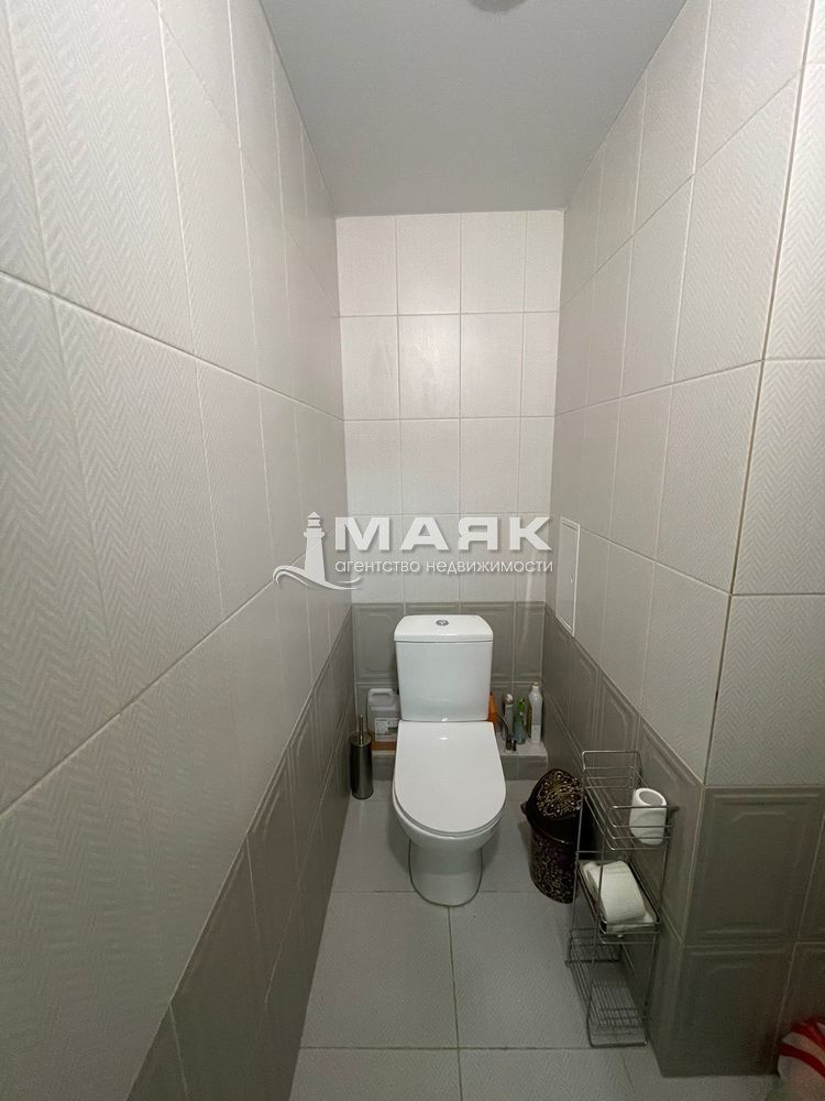 1-к. квартира 44 кв.м, 3/8