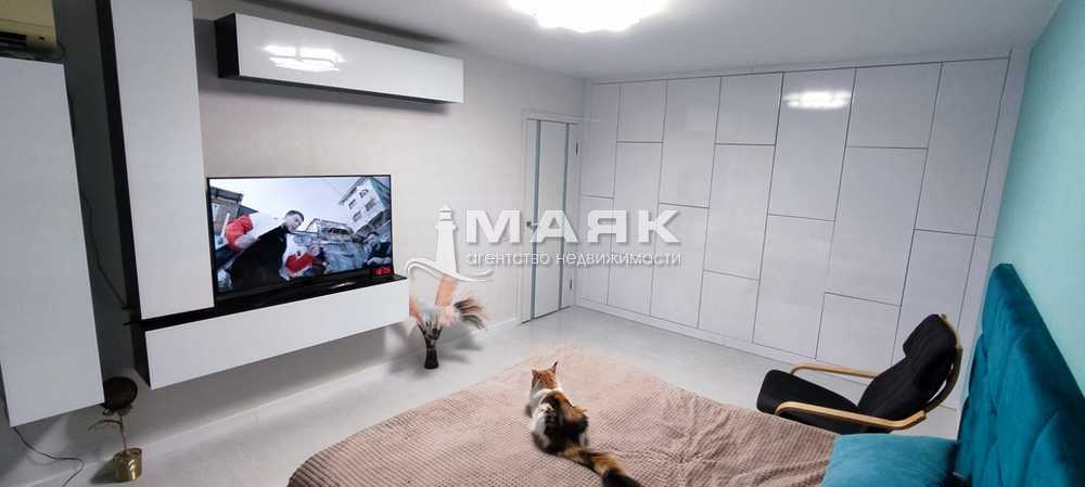 3-к. квартира 58 кв.м, 1/5