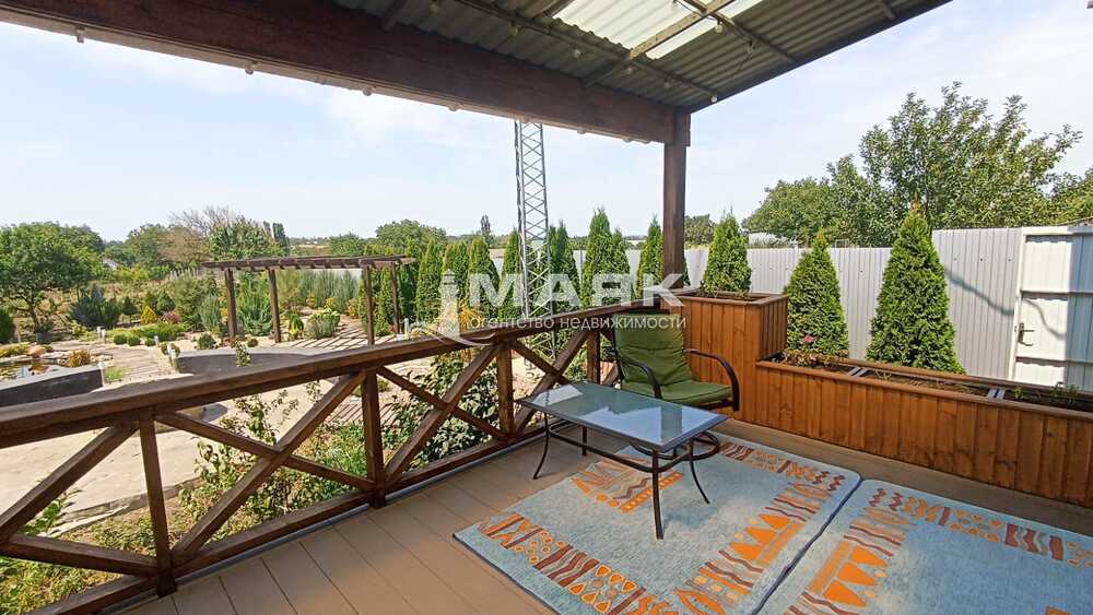 Дом 248 кв.м на участке 22 сот