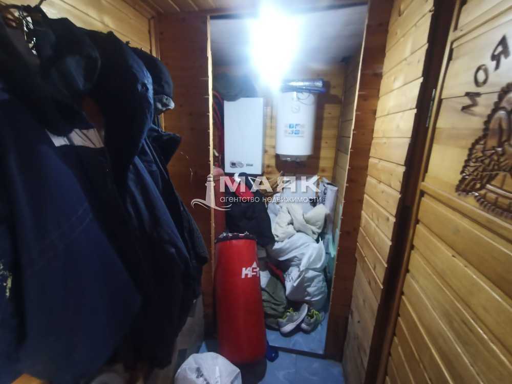 Дом 100 кв.м на участке 5 сот