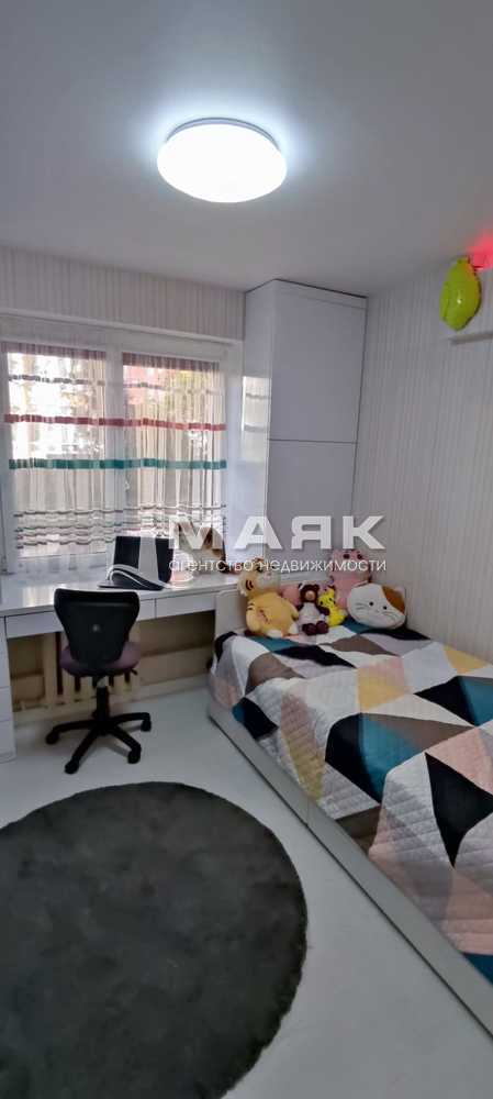 3-к. квартира 58 кв.м, 1/5