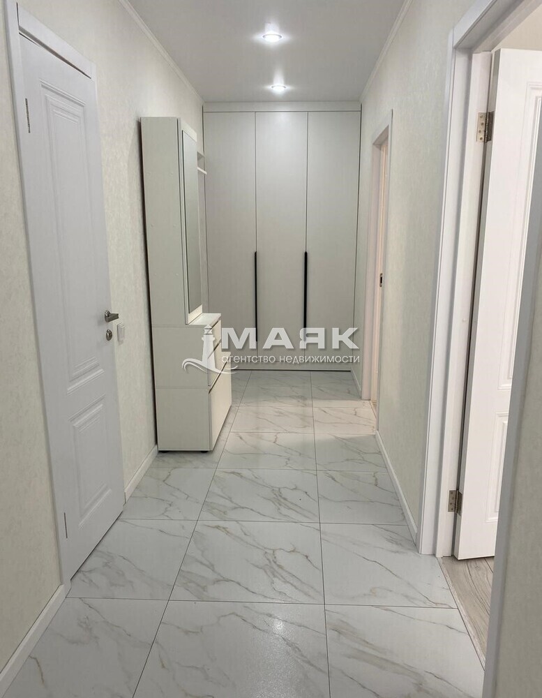 2-к. квартира 60 кв.м, 3/9