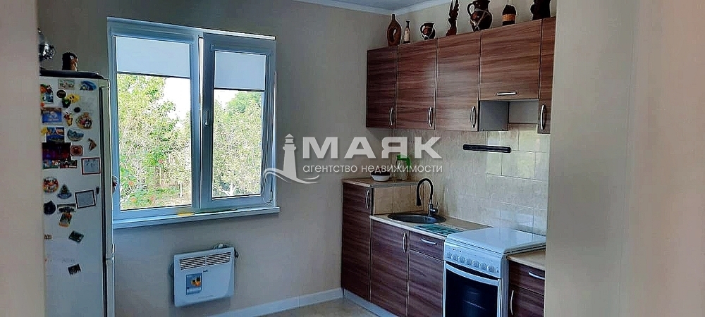 Дом 68.2 кв.м на участке 4.8 сот