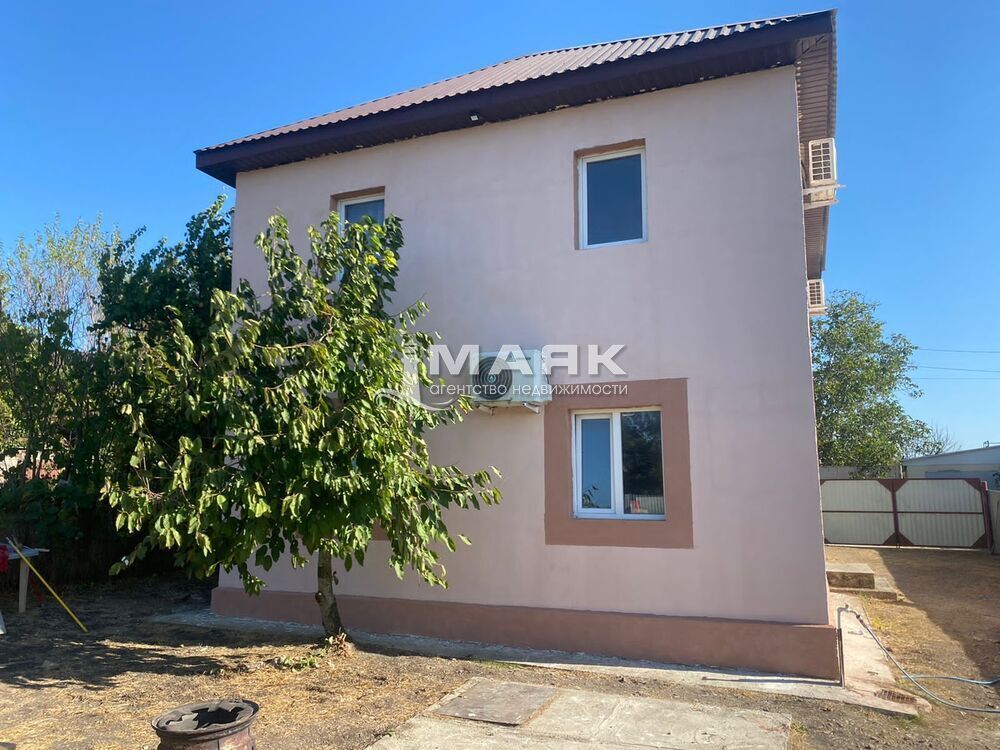 Дом 90 кв.м на участке 5 сот