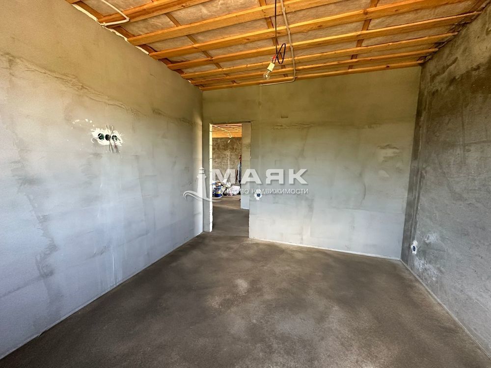 Дом 87 кв.м на участке 4 сот