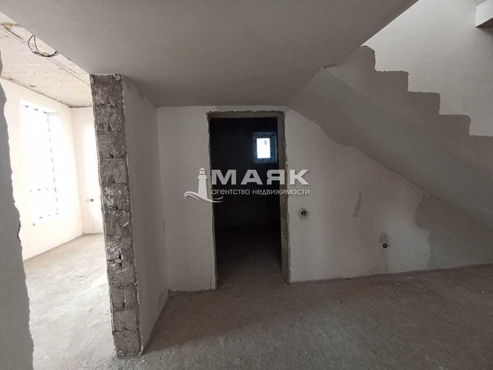 Дом 192 кв.м на участке 4.7 сот