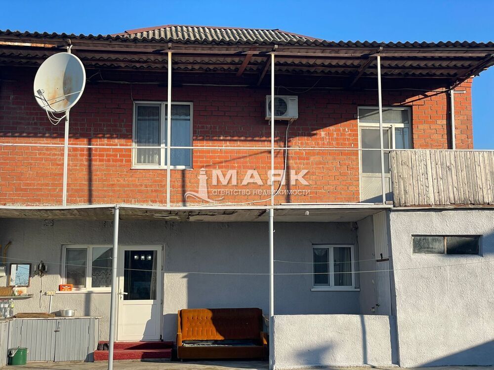 Дом 137.8 кв.м на участке 9.63 сот