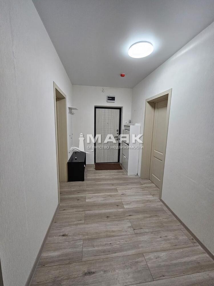 3-к. квартира 87.73 кв.м, 8/18