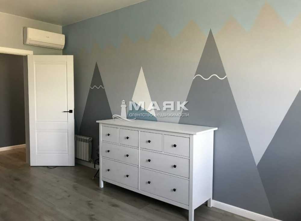 2-к. квартира 63 кв.м, 8/8