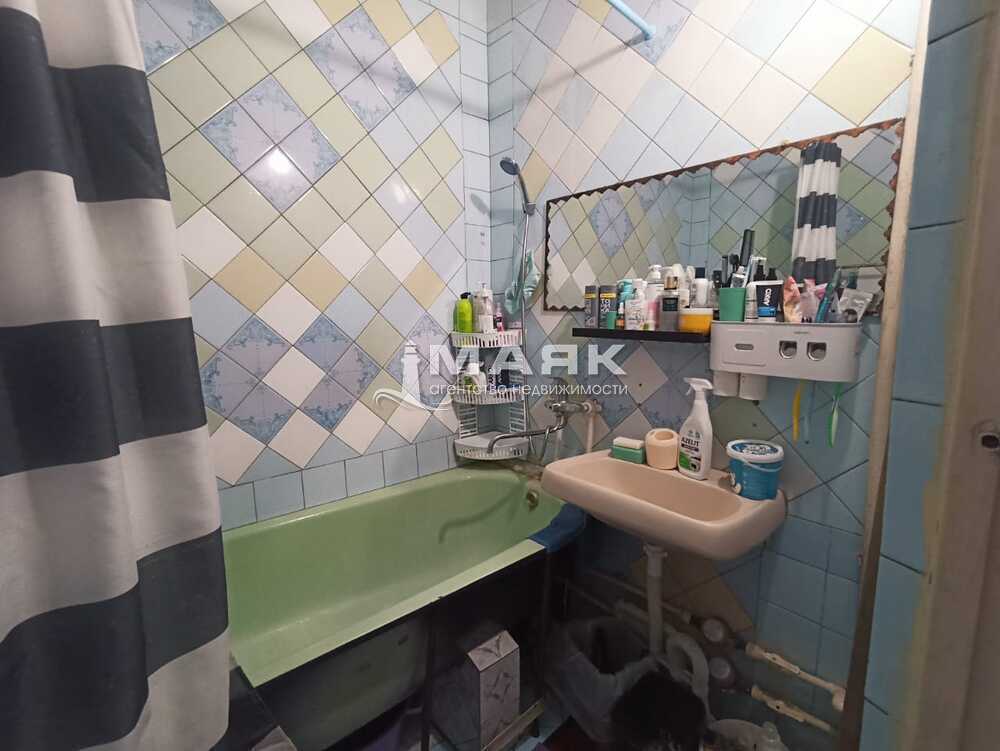 2-к. квартира 54.7 кв.м, 3/5