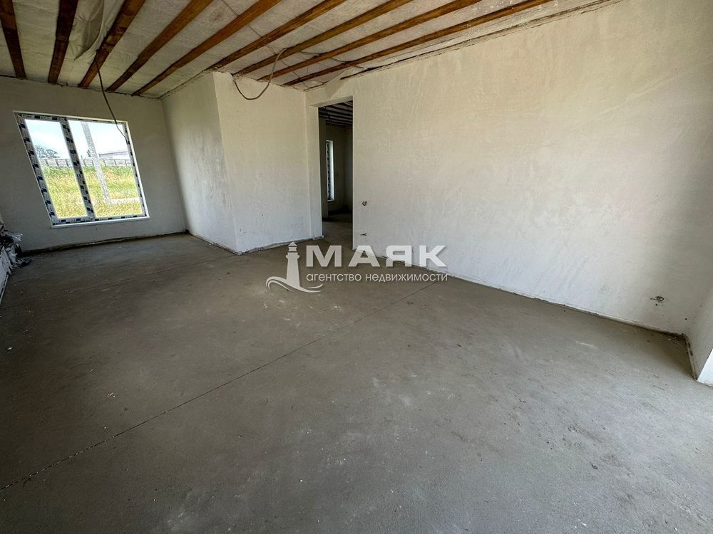 Дом 100 кв.м на участке 5 сот