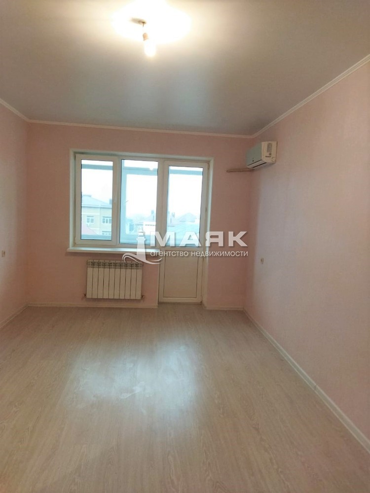 1-к. квартира 37.4 кв.м, 4/4