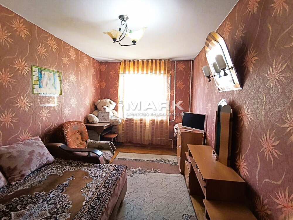 3-к. квартира 69.8 кв.м, 3/5