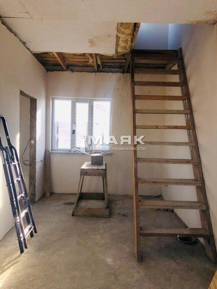 Дом 117 кв.м на участке 3 сот