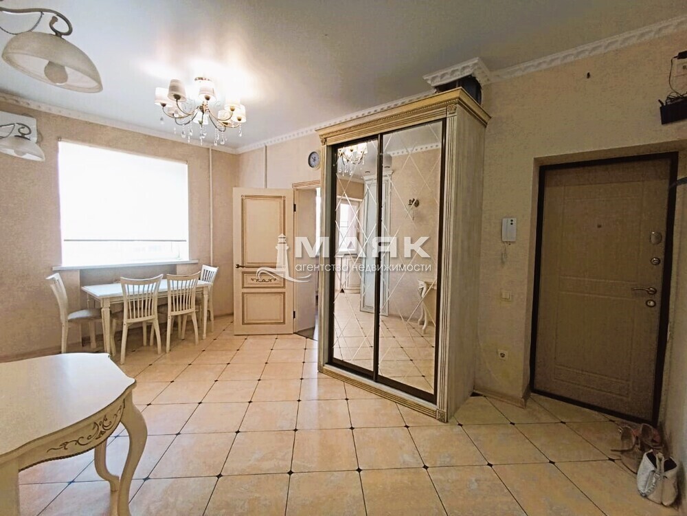 3-к. квартира 64 кв.м, 4/5