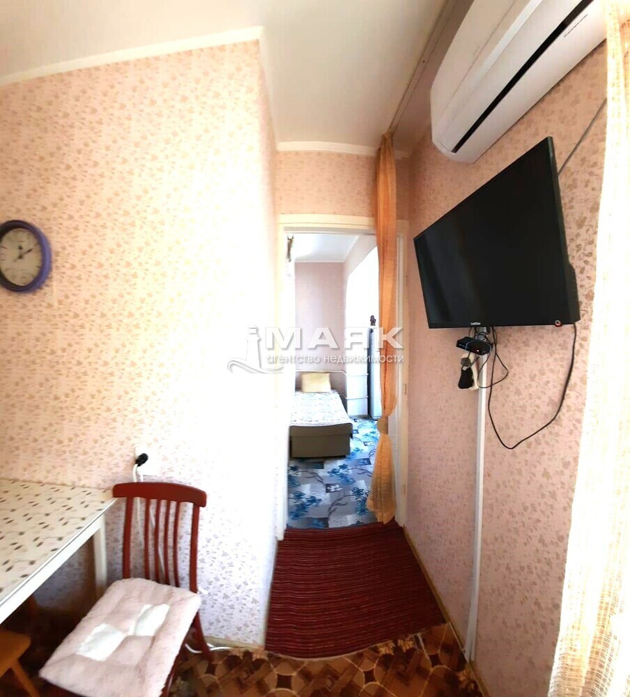2-к. квартира 55.3 кв.м, 2/9