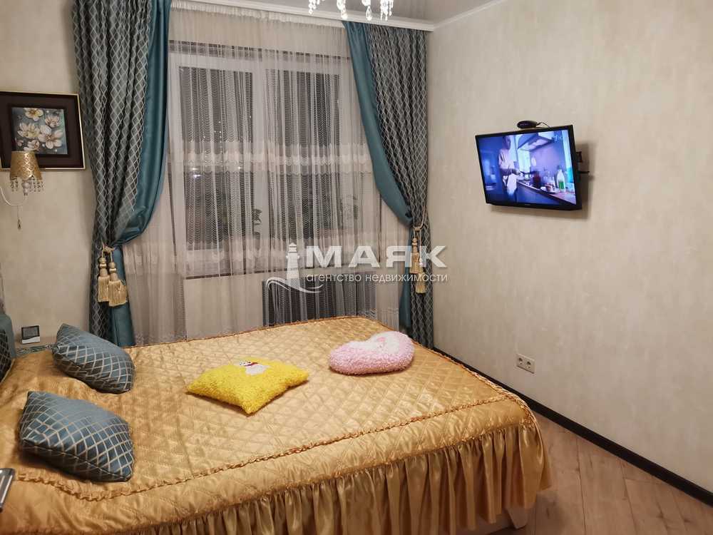 3-к. квартира 80 кв.м, 4/9