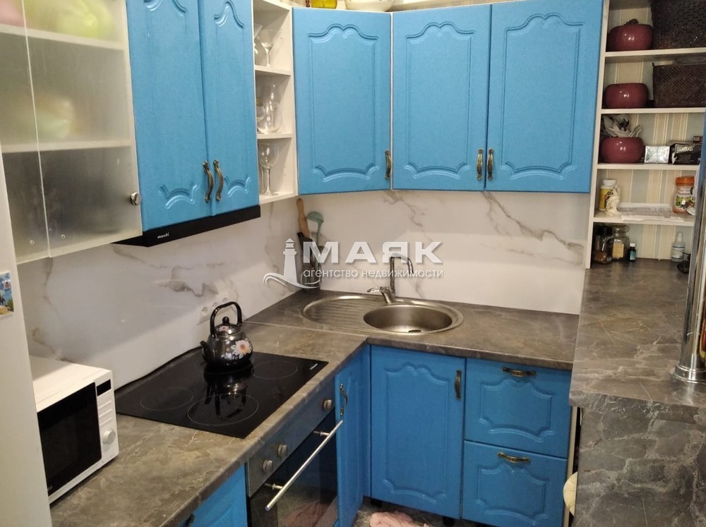 1-к. квартира 37.7 кв.м, 4/8