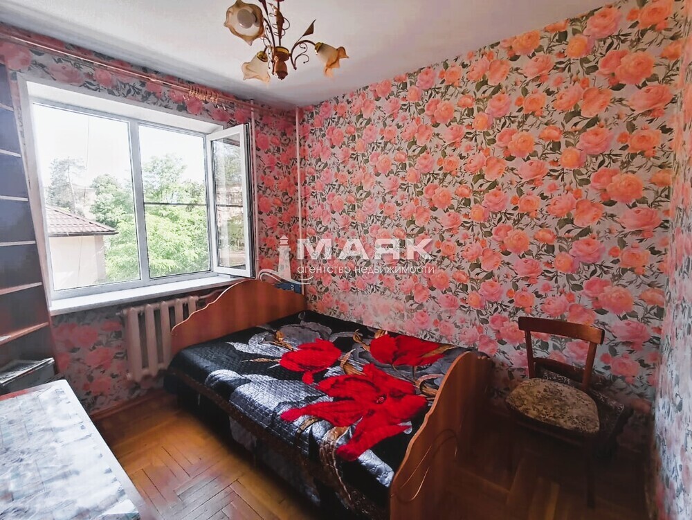 3-к. квартира 69.8 кв.м, 3/5