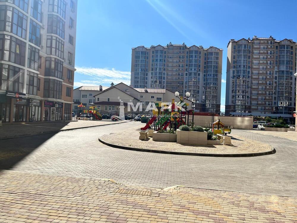 1-к. квартира 35.7 кв.м, 8/16