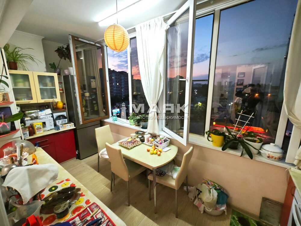 2-к. квартира 52.9 кв.м, 5/8