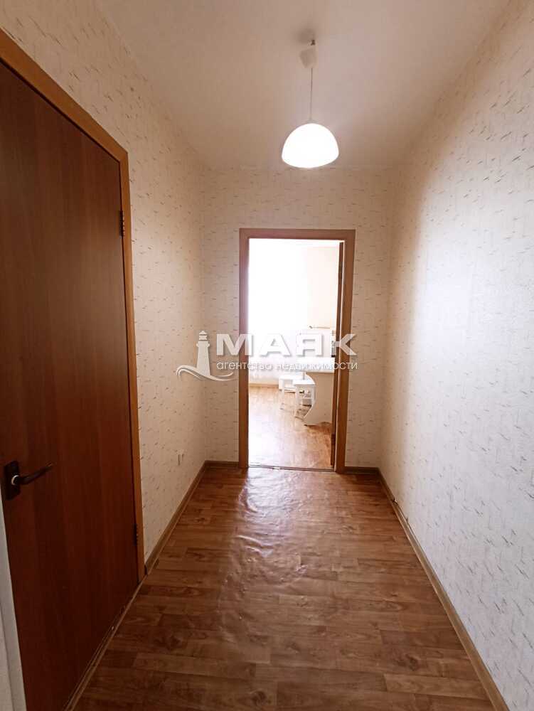 1-к. квартира 54.6 кв.м, 3/3