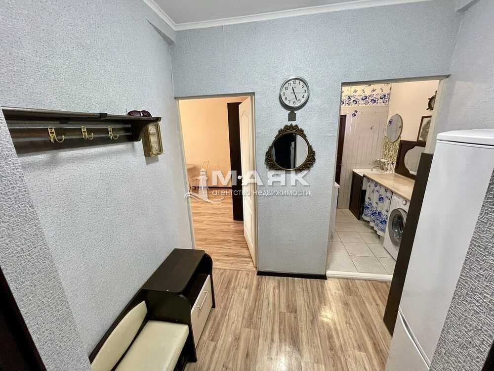 1-к. квартира 32 кв.м, 8/16